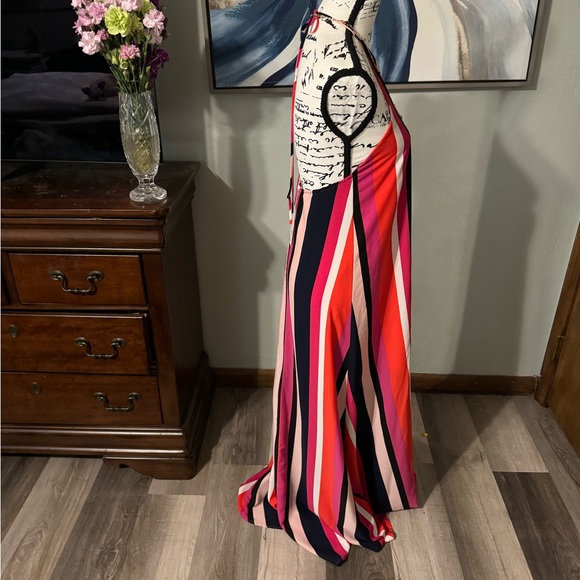 Bright & Beautiful! Vici Backless, Halter Dress with Slimming Vertical Lines - Picture 5 of 11